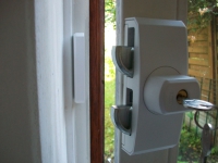 Nachträglich angebrachter Einbruchschutz